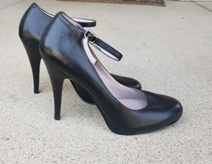 Nine West black leather 2.5" heels w/ ankle straps